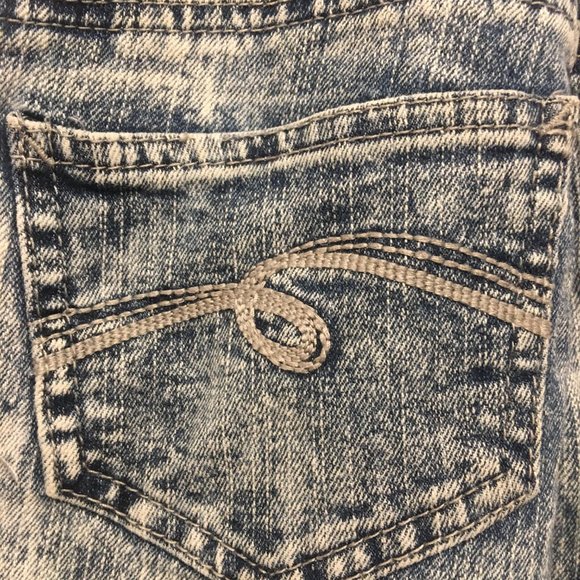 overalls - Picture 3 of 3